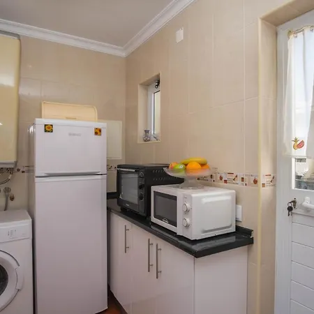 Casa Caravela, Da * Luz