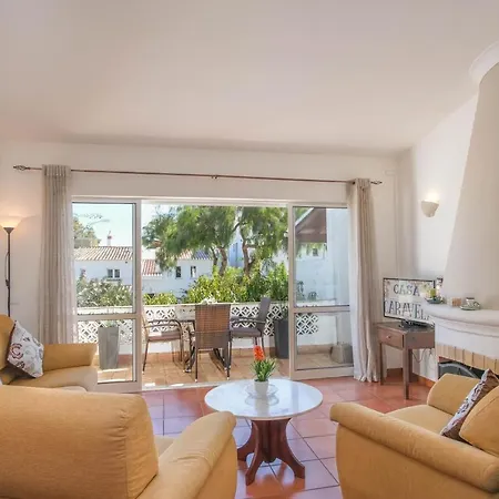 Casa Caravela, Da Casa de Férias Luz