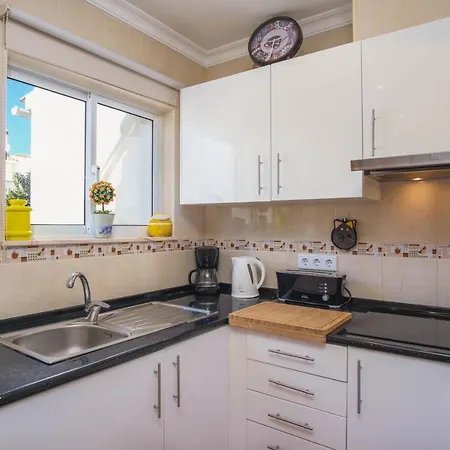 Casa Caravela, Da Feriehus *