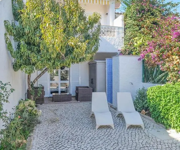 Casa Caravela, Da Semesterbostad