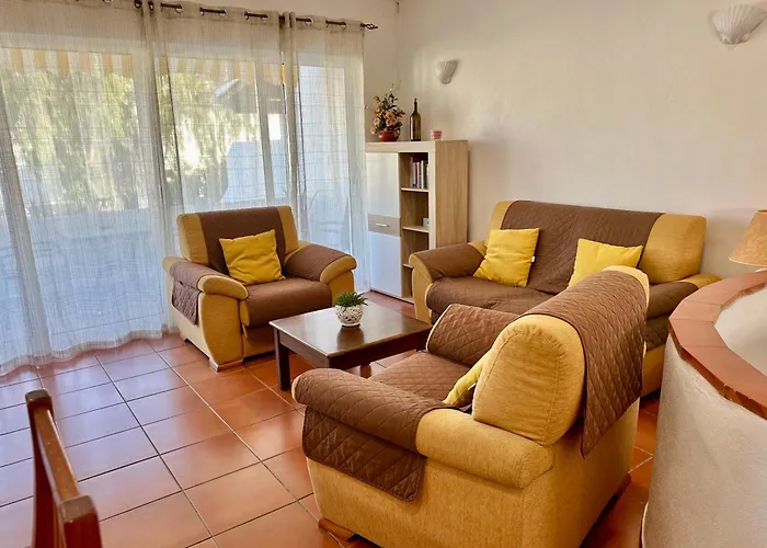 Casa Caravela, Da بيت للعطل *