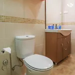 Casa Caravela, Da *